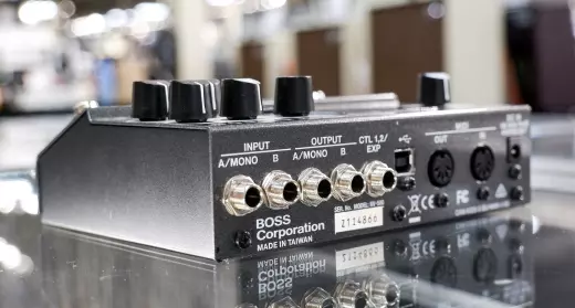 BOSS - RV-500 Reverb 3
